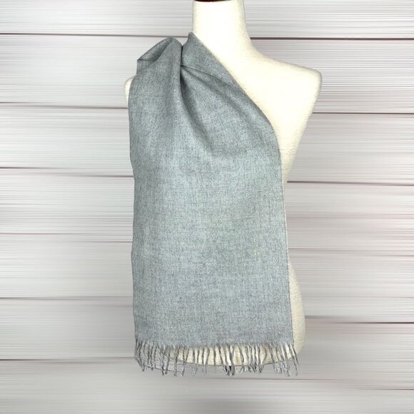 Virgin Wool Light Gray Men’s Women’s made in Uruguay Scarf - Picture 2 of 9